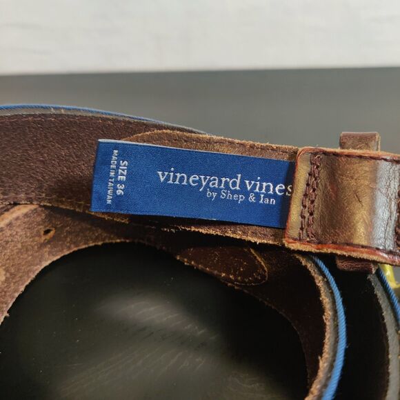 Vineyard Vines Patriot Flag Canvas and Leather Tipped Men's belt Size 36 - Picture 15 of 16